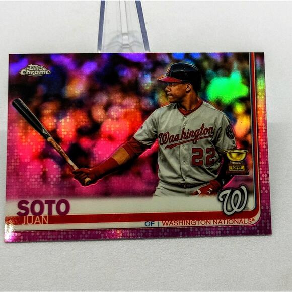 Juan Soto 2019 Topps Chrome Pink Refractor Rookie Cup Batting #155 - Picture 6 of 8